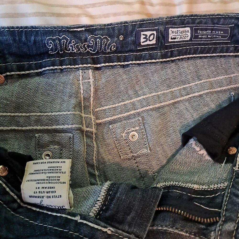 Miss Me Easy Boot Rhinestone Jeans 30x31 Cowgirl Rodeo - Picture 7 of 13